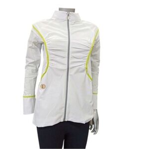 NWT Swing Dish Multiple Sizes Golf Jacket Ladies white w/ yellow piping Small/XL